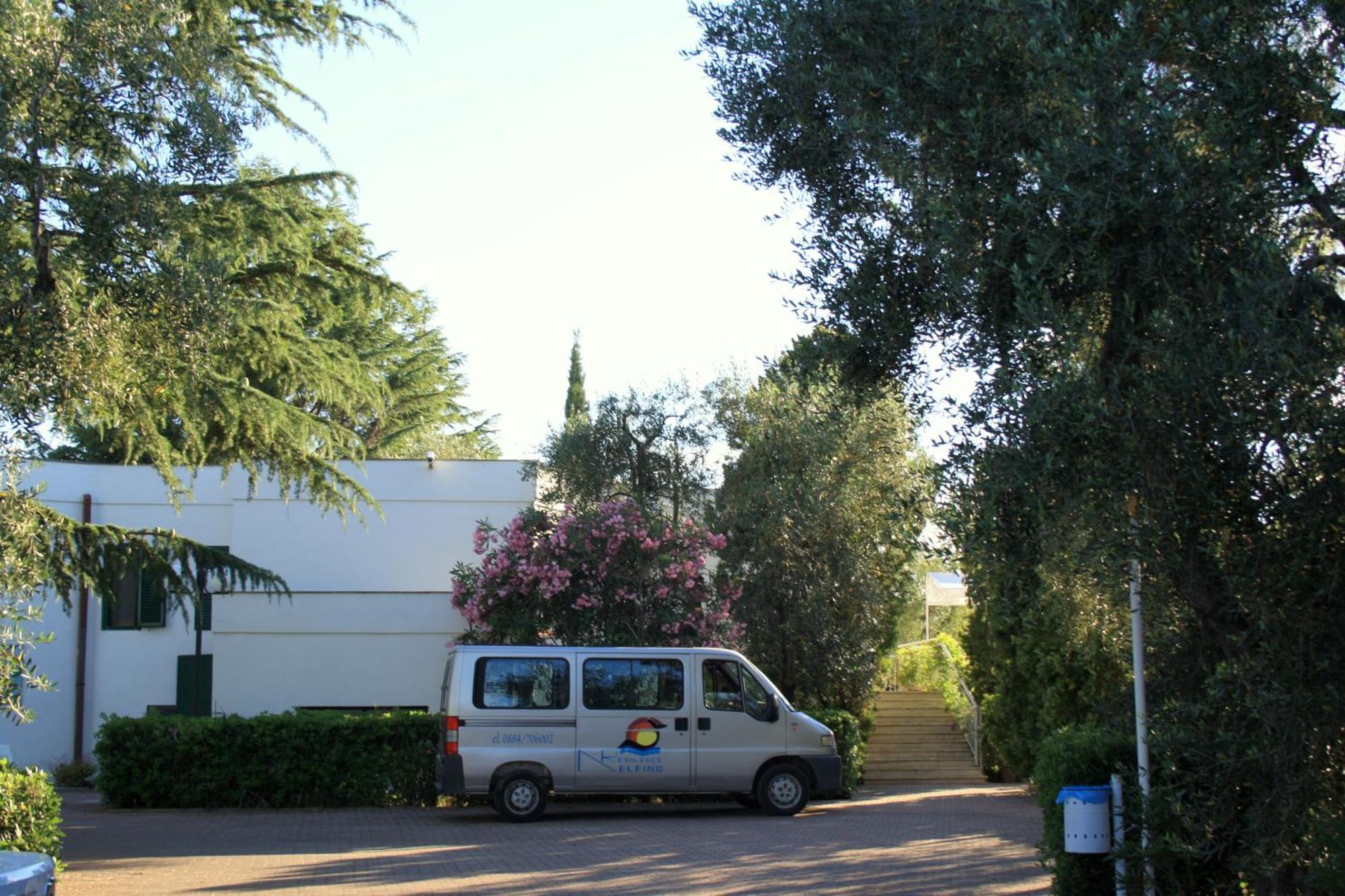 Villaggio Turistico Residence Delfino Vieste Exterior photo